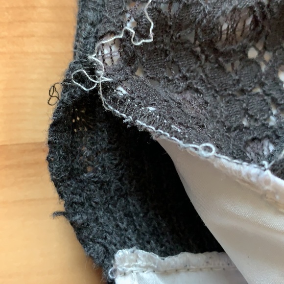 Simply Vera Vera wang medium sweater - Picture 5 of 8